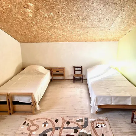 Hébergement de vacances Le Trésor, Maison Bioclimatique Lachapelle-sous-Aubenas
